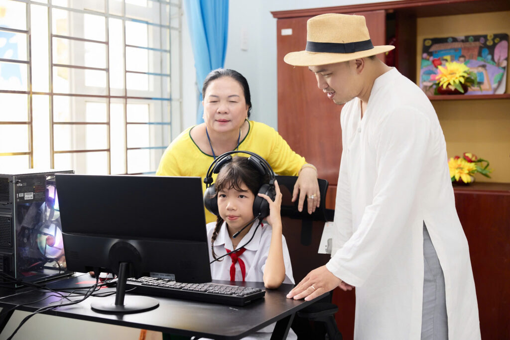 THƯ VIỆN CHUYỂN ĐỔI SỐ: KHÁNH THÀNH KHÔNG GIAN HỌC TẬP MỚI CHO HỌC SINH VÙNG VEN 3 w3