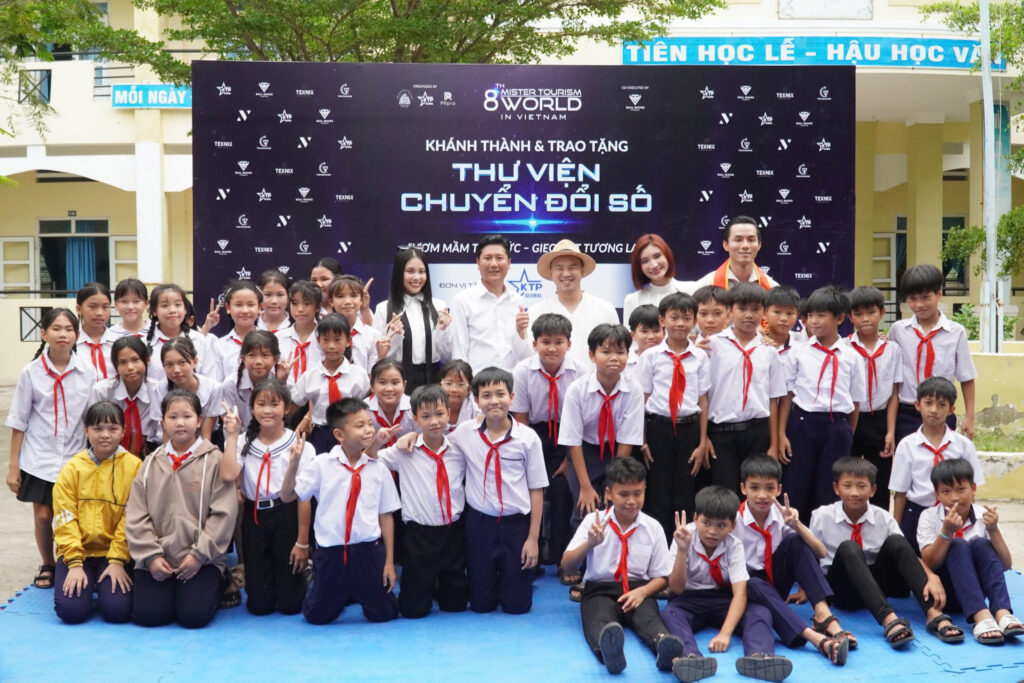 THƯ VIỆN CHUYỂN ĐỔI SỐ: KHÁNH THÀNH KHÔNG GIAN HỌC TẬP MỚI CHO HỌC SINH VÙNG VEN 4 w4
